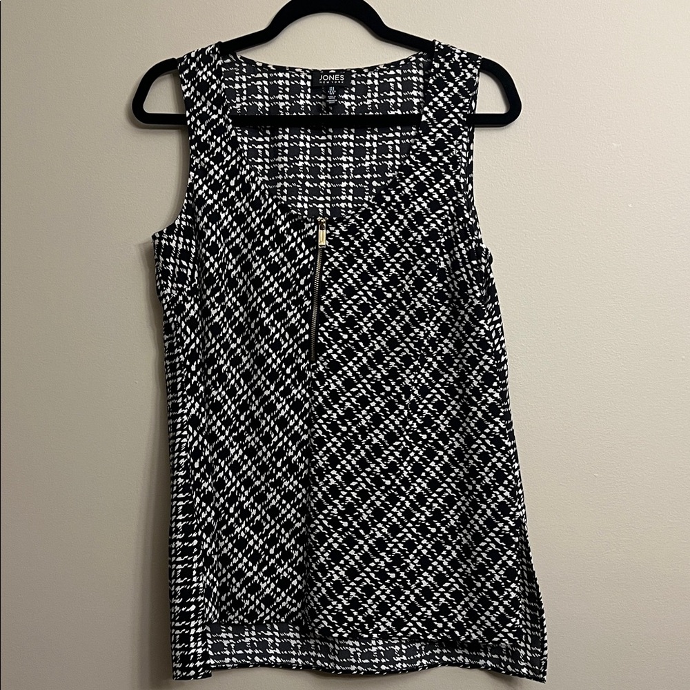 #75 Jones New York Monochrome Patterned Sleeveless Blouse Size S